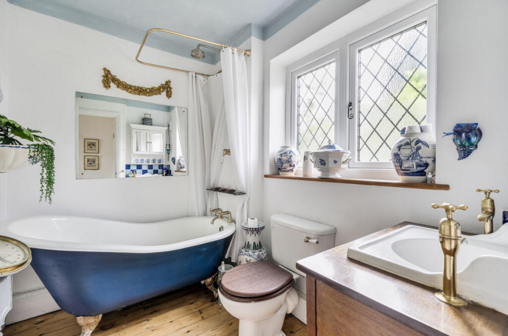 1357737-10-68d7c3...