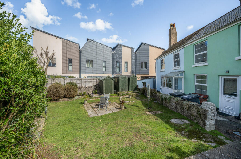 1349538-19-68bee1...