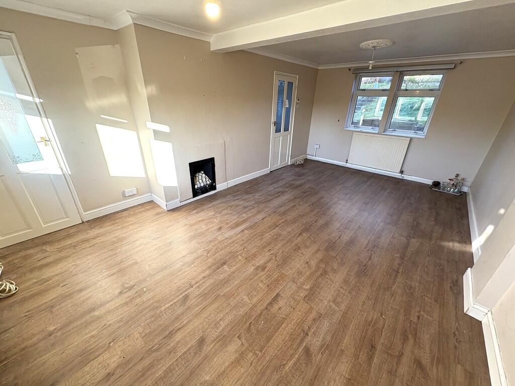 Lounge 1