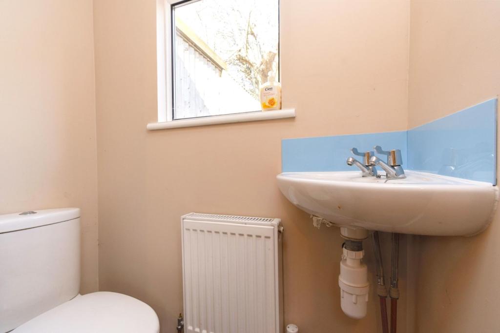 Downstairs Cloakroom