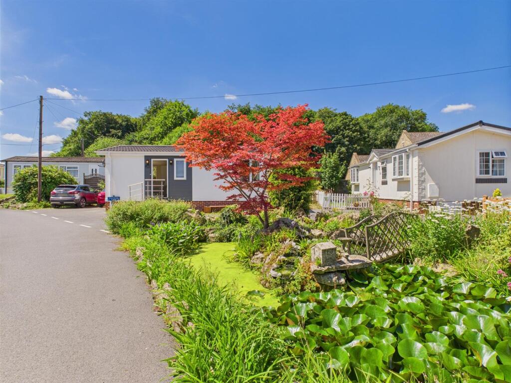 CAM03789G0-PR0076-ST