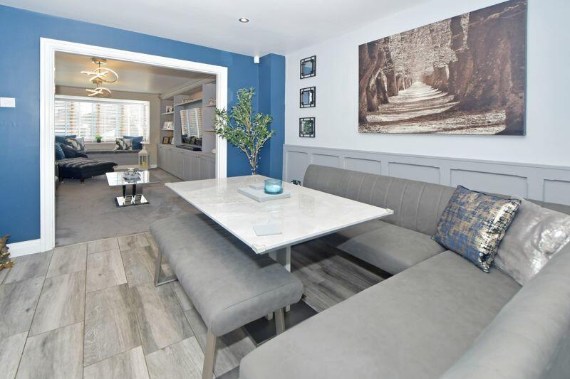 DIINING AREA IN KITCHEN