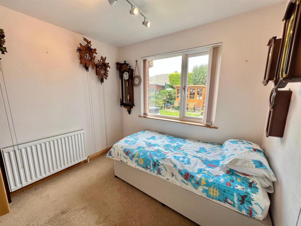 Bramleys Estate Agents - Woodlands Road - Lepton (