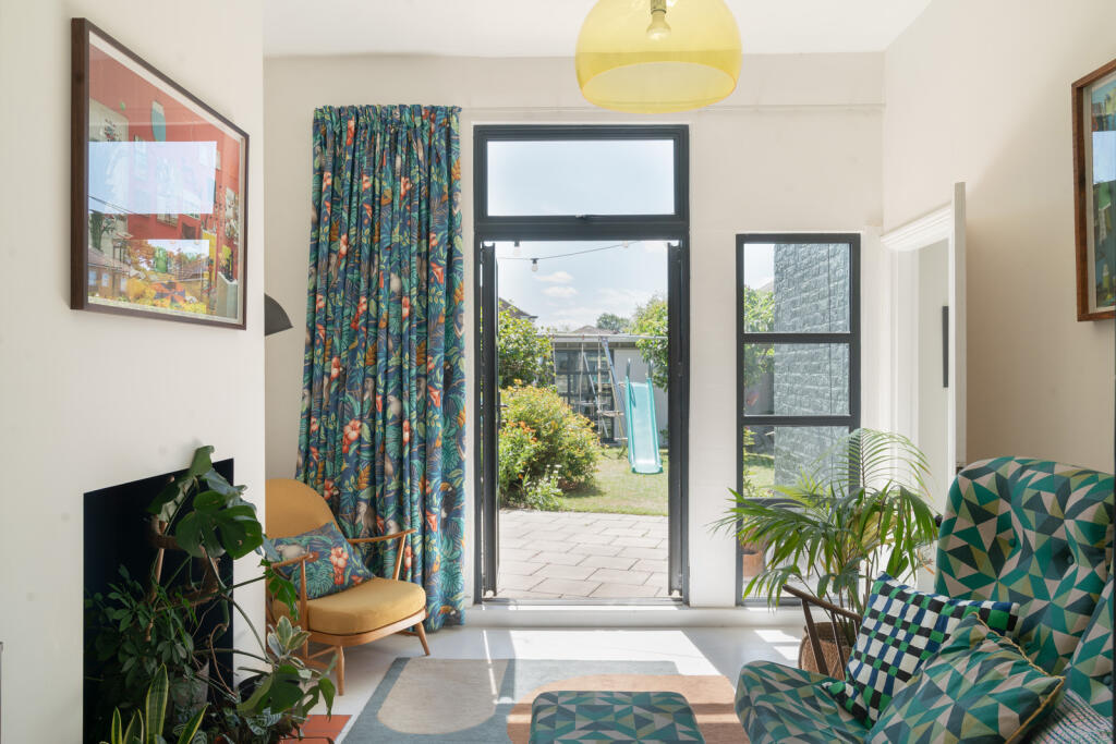 295890 - ST-MARY-ROAD-E17-014.jpg