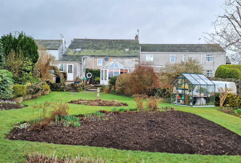 Rear Garden.jpg
