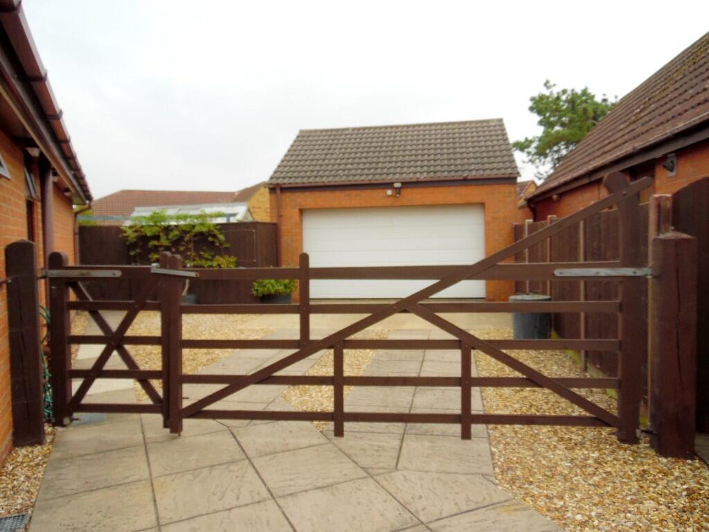 DRIVEWAY &amp; GARAGE