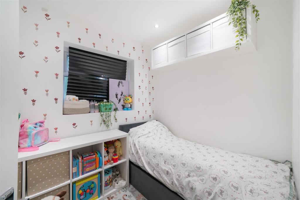 510 Whitton Avenue West - KVg9oPxY8q33DG1w4rWa.jpg