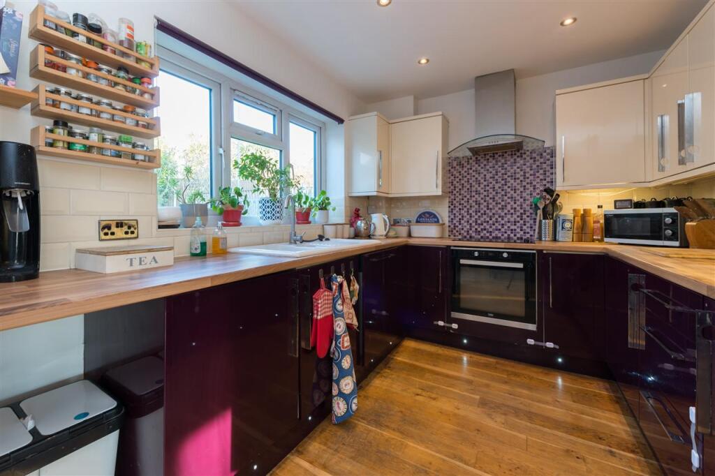 Warwick Road, Canterbury