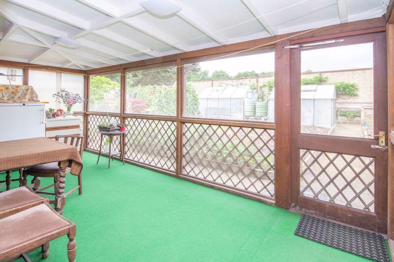 Lean To/ 'American Style Deck'