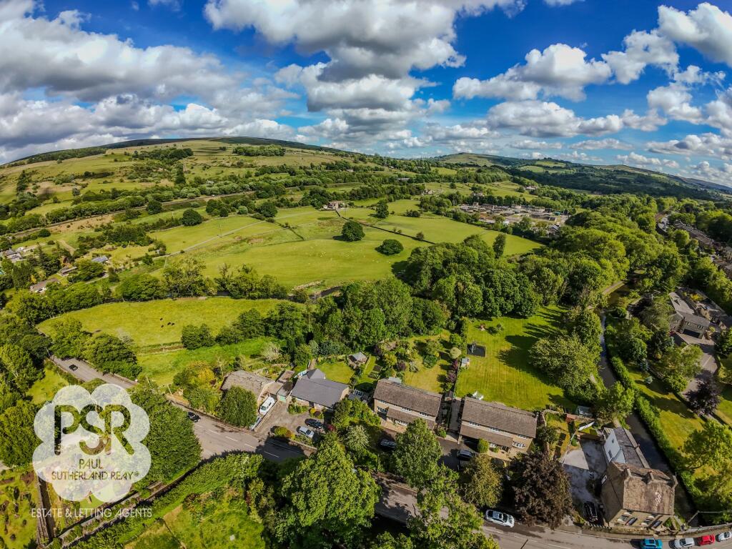 Beautifully Situated in Furness Vale