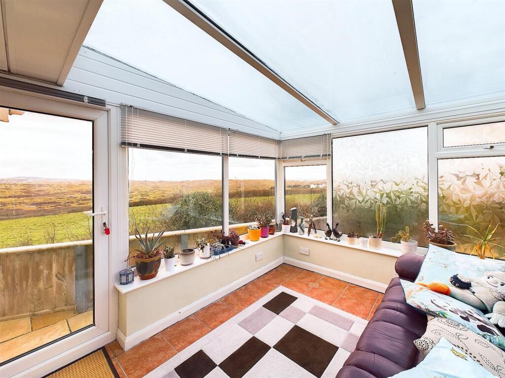 South Westerly Sun Room