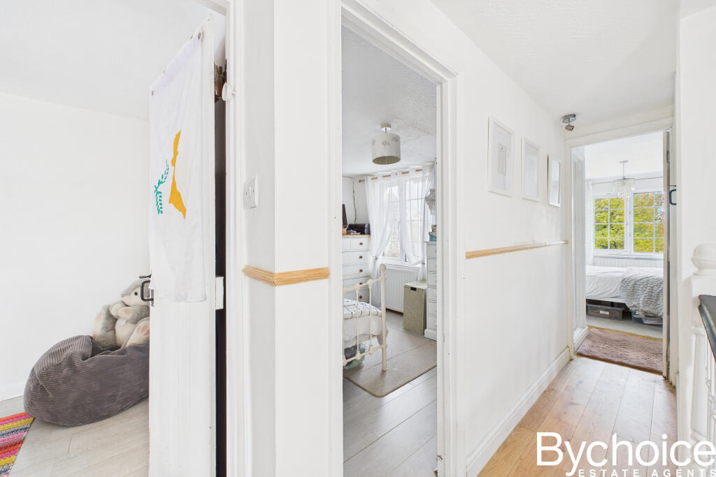 CAM05454G0-PR0072-STILL026