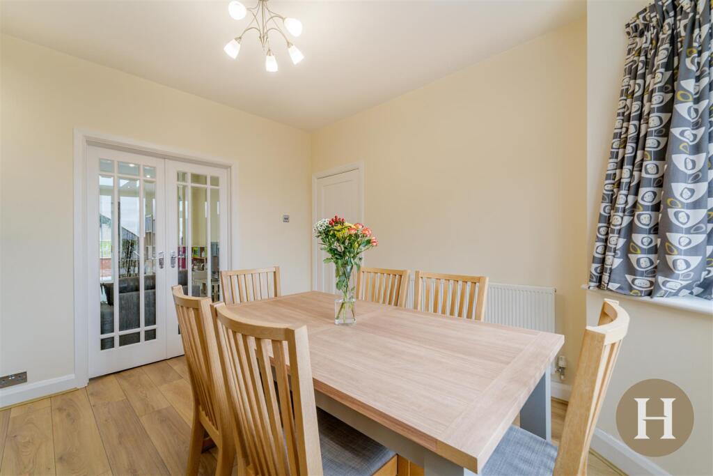 Hadleigh Estate Agents-9.jpg