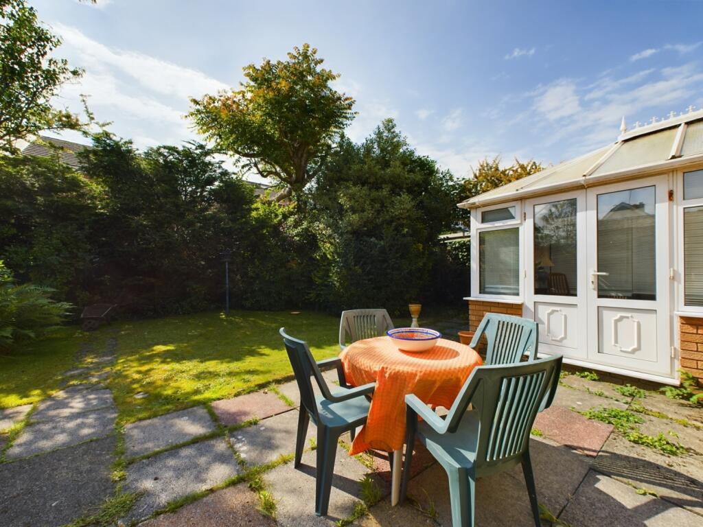 CAM02386G0-PR0074-STILL014