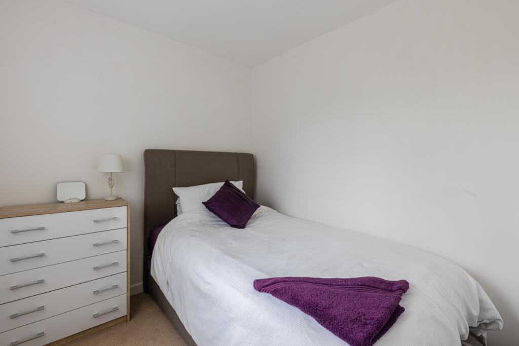 A13 - 2 Hollyhock Way, Paignton - 250730