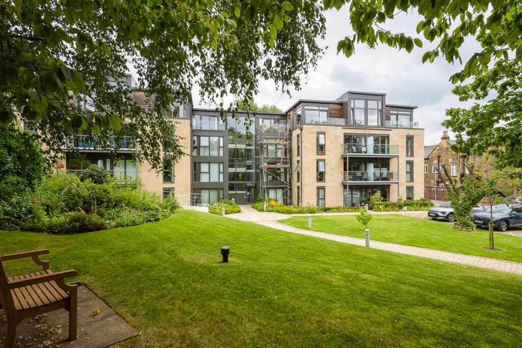 untitled (18 of 19).jpg