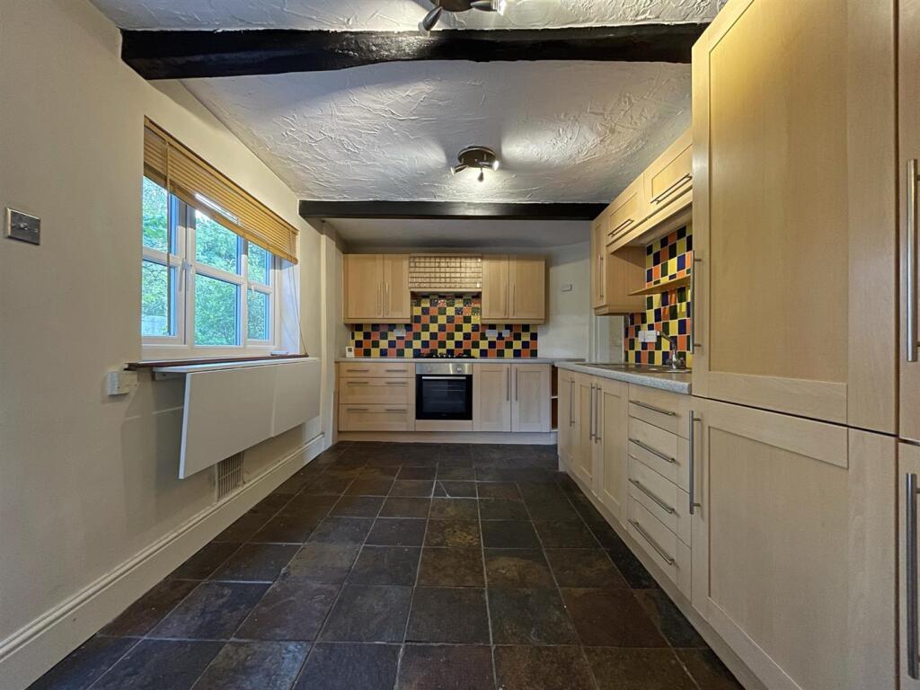 1 Waterloo Cottage Kitchen.jpeg