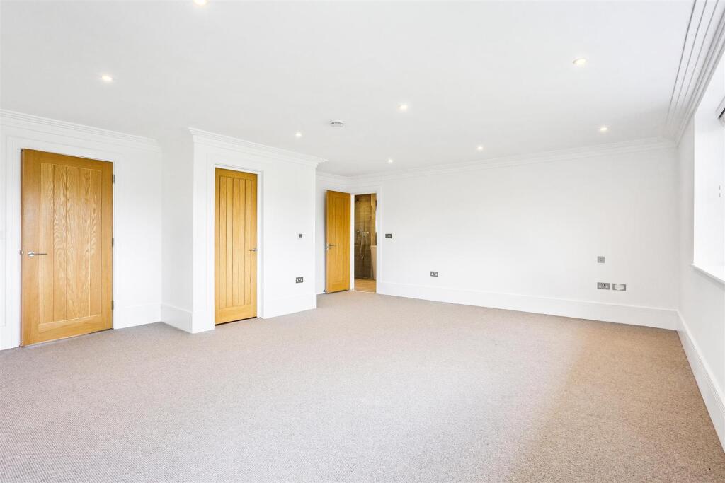 1528960077 - 25.jpg