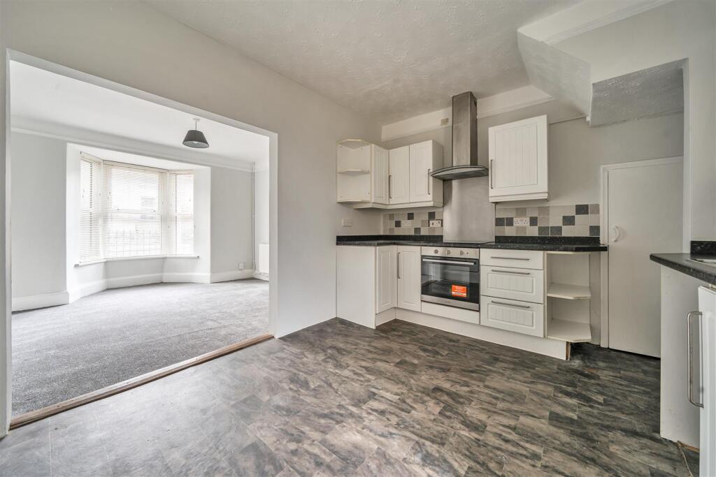 Moor View Kitchen Dining.JPG