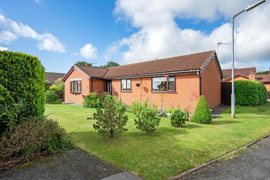 1 Chelwood Close External-15.jpg