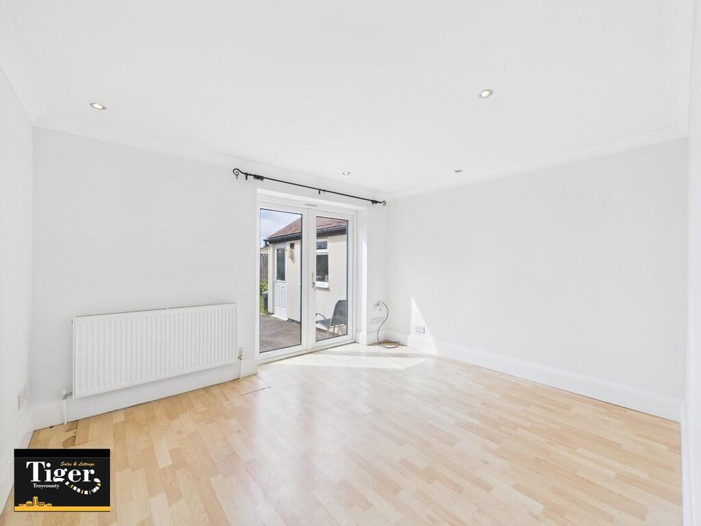 CAM03440G0-PR0398...