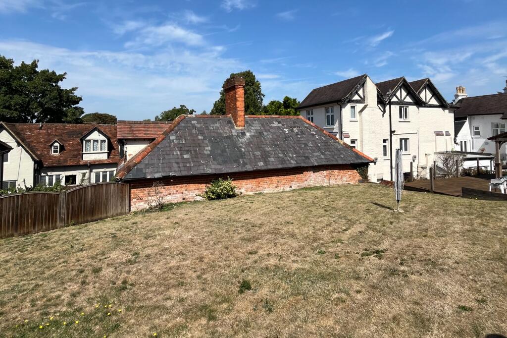 The Old Stables, and Riverside Moorings, Sonning, Berkshire RG4 6UT