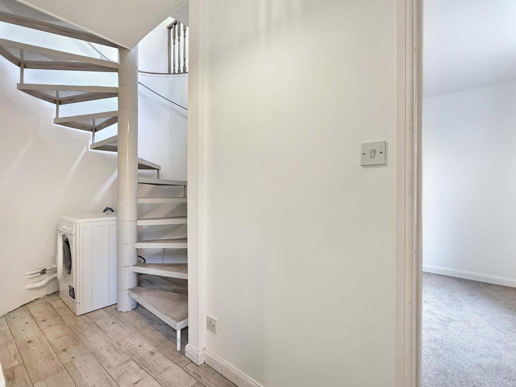 373967a5ee52cf7794ca9349b8953fa6a0edb90f