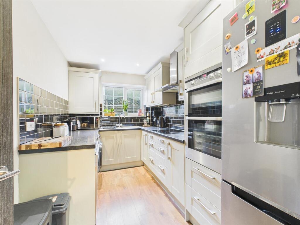 kitchen 1 .jpg
