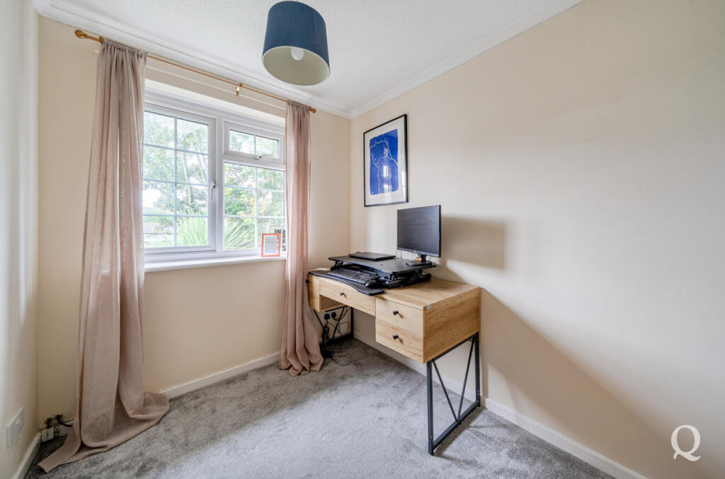 1a5b30dc-a114-480...