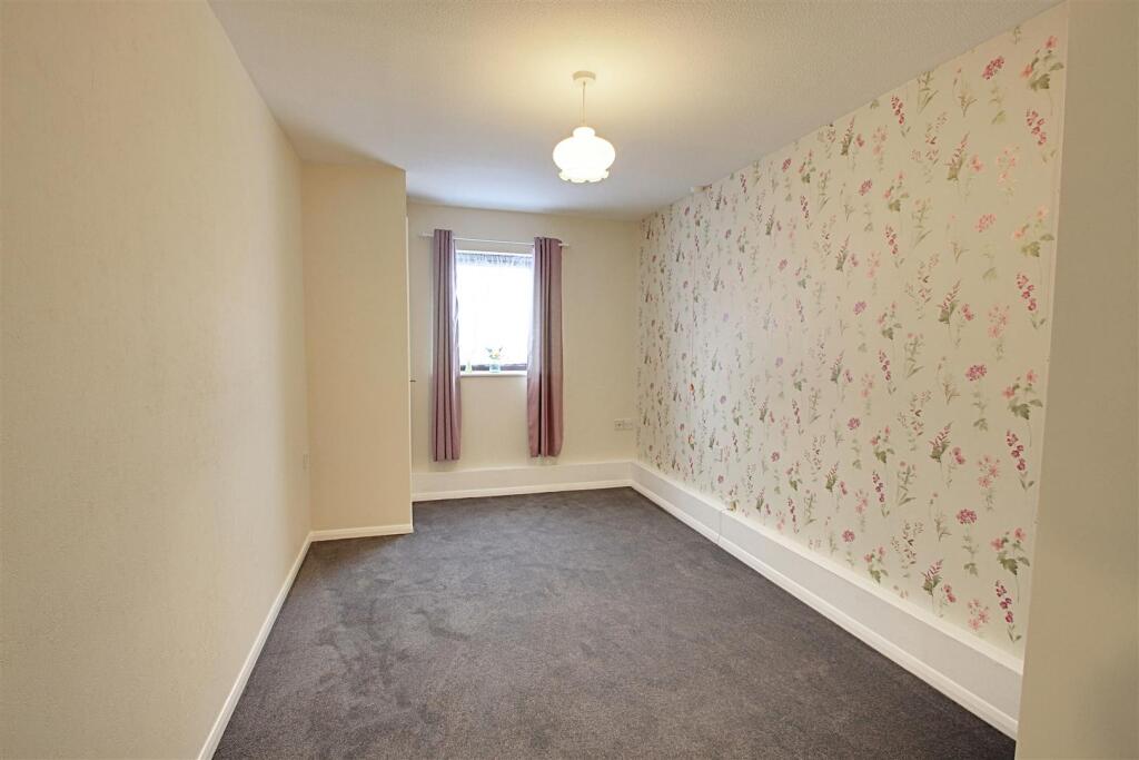 Bedroom.jpg