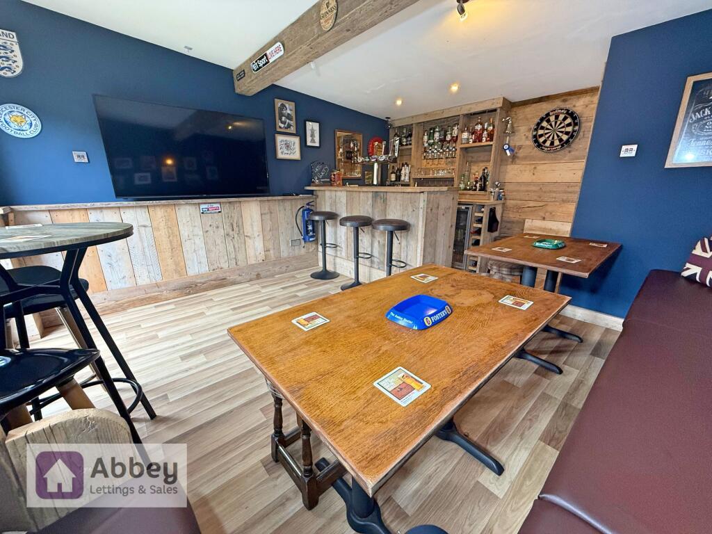 Garden Bar