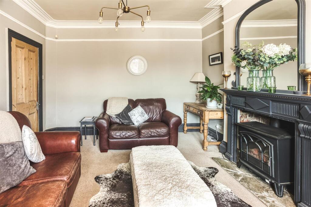 2025-04-03 14.19.04-2_HDR.jpg