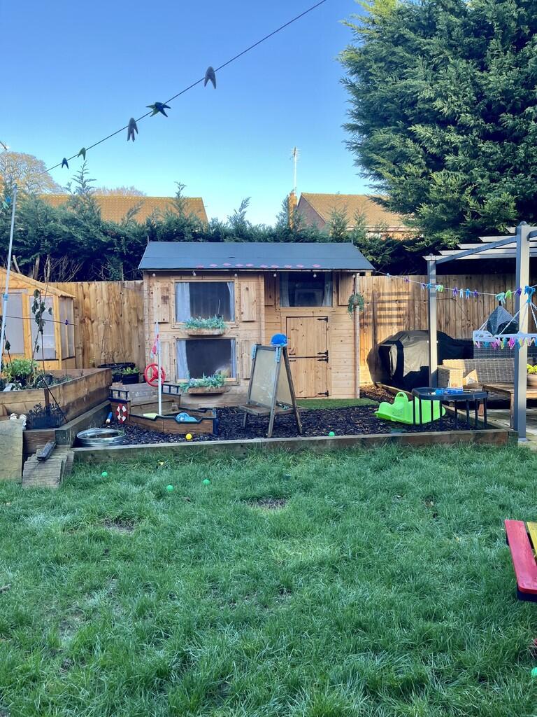 thumbnail_IMG-205...