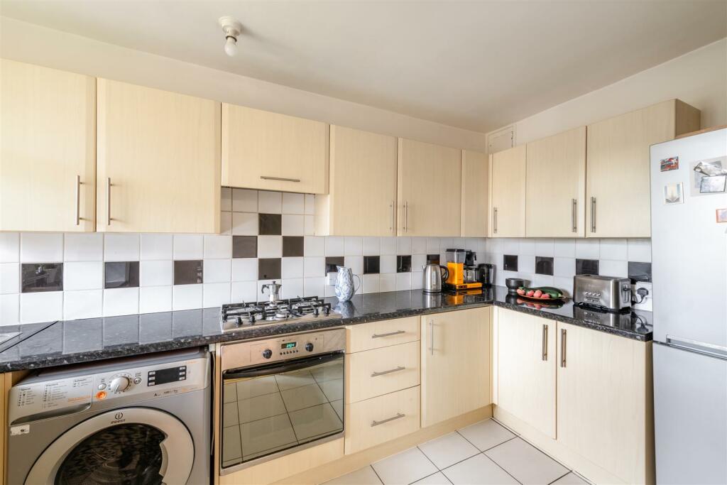 Amhurst Road, E8