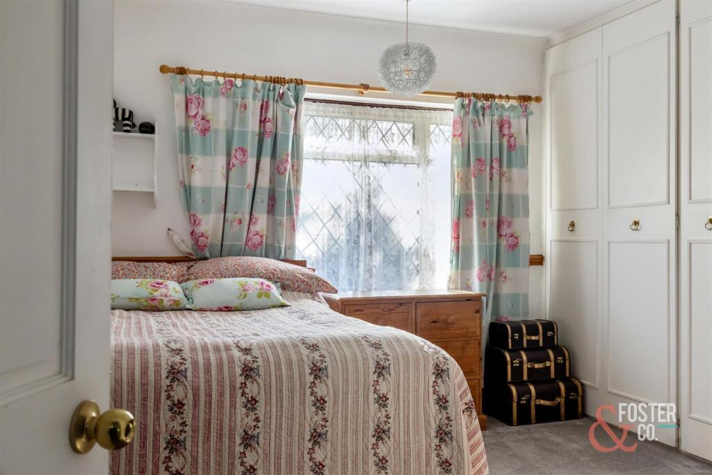 Gableson Avenue, 1-010.jpg