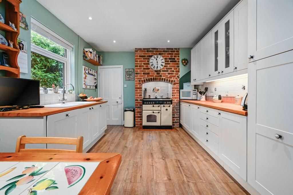 Kitchen/Breakfast Room