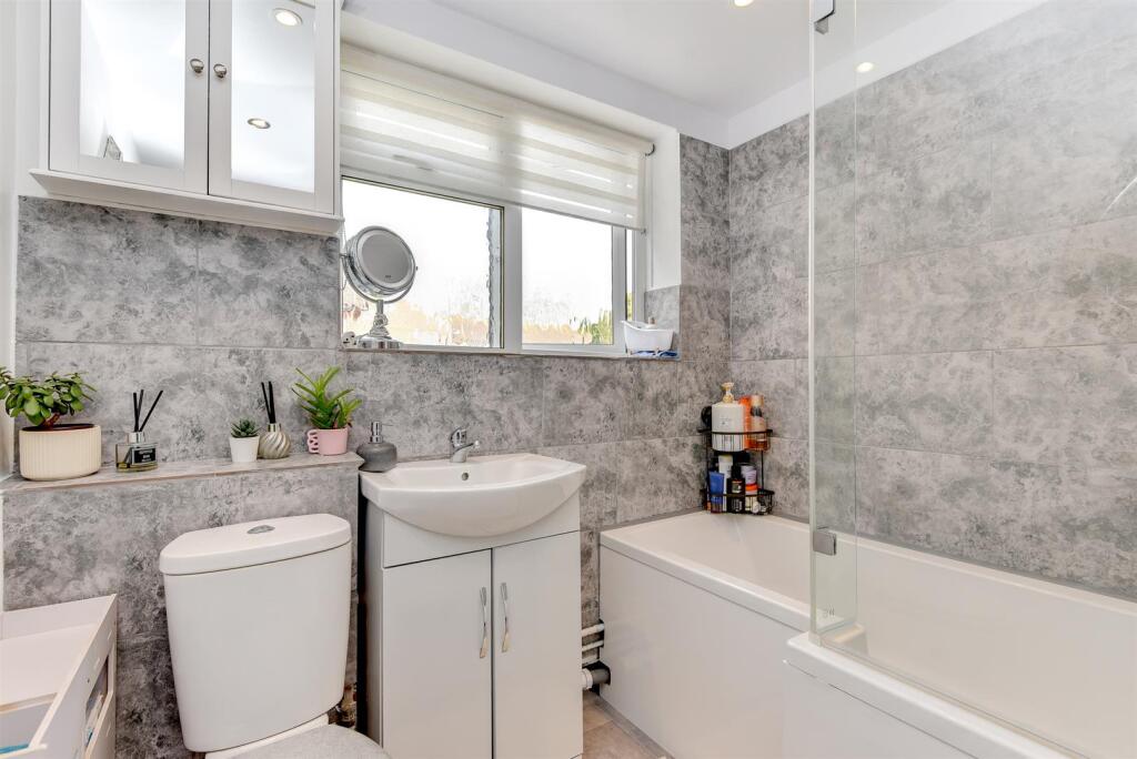 38Meadway-15.jpg