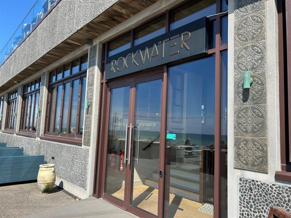 Brittany Road 19 Rockwater sign.jpg