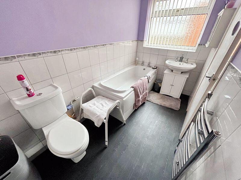 Ground floor bathroom