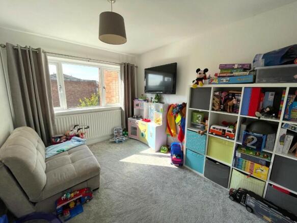 5 charnwood bed 3.jpeg