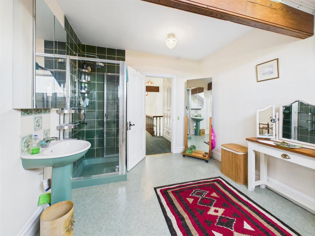 En-Suite Shower Room