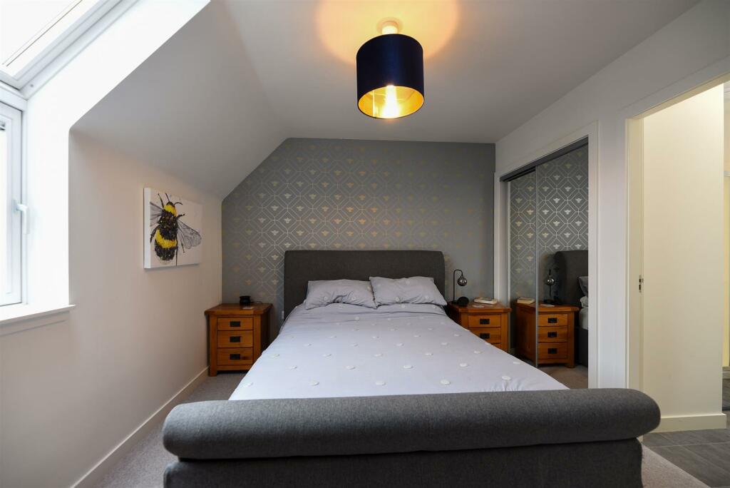 Bedroom1.jpg