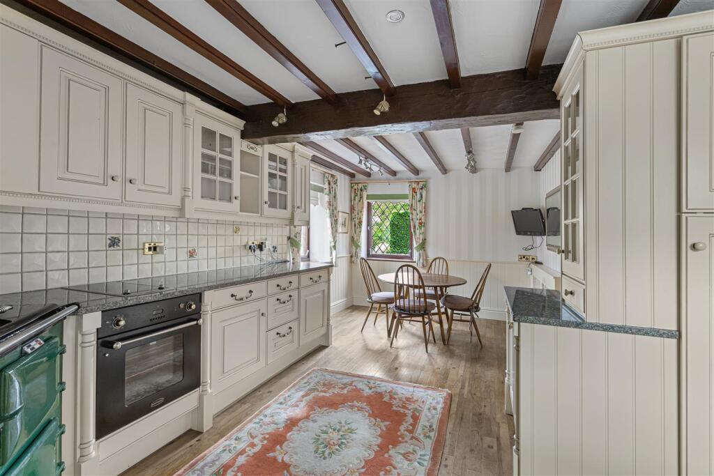 Manor_Cottage_16.jpg