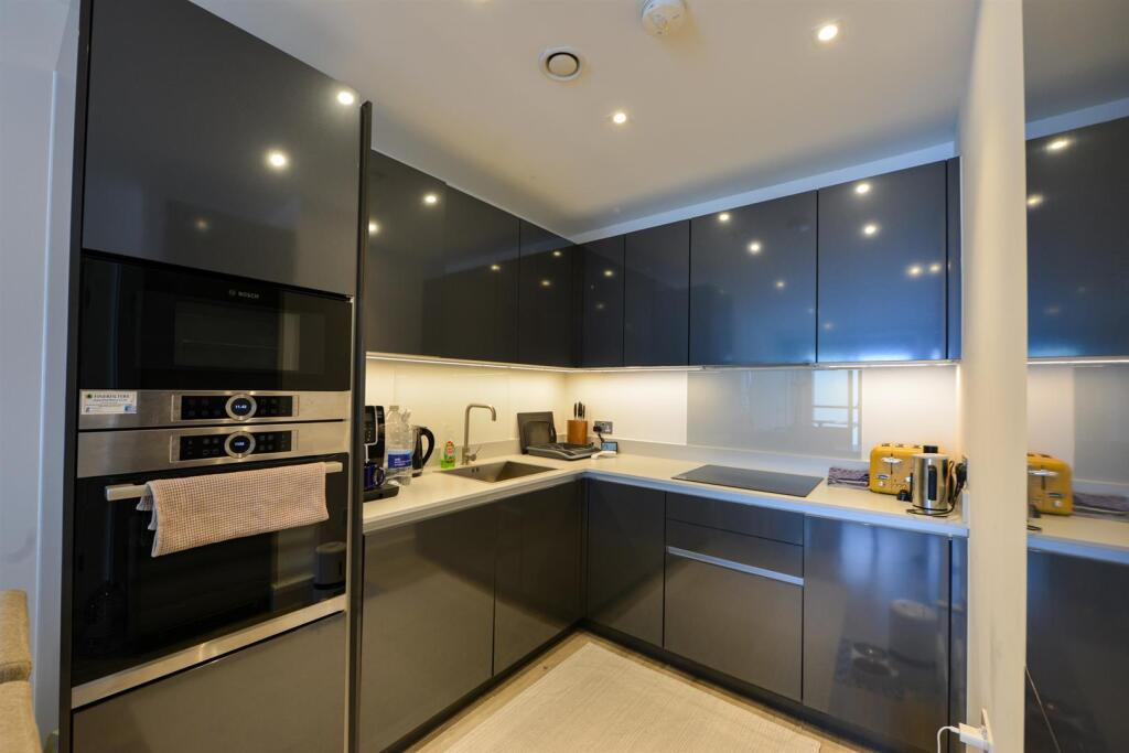 62 Brunswick House5.jpg