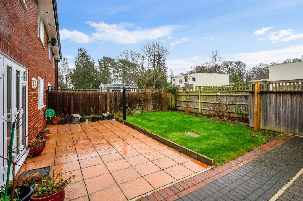 CUDDINGTON CLOSE, (12).jpg