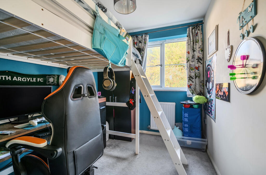 1370133-10-68ff41...