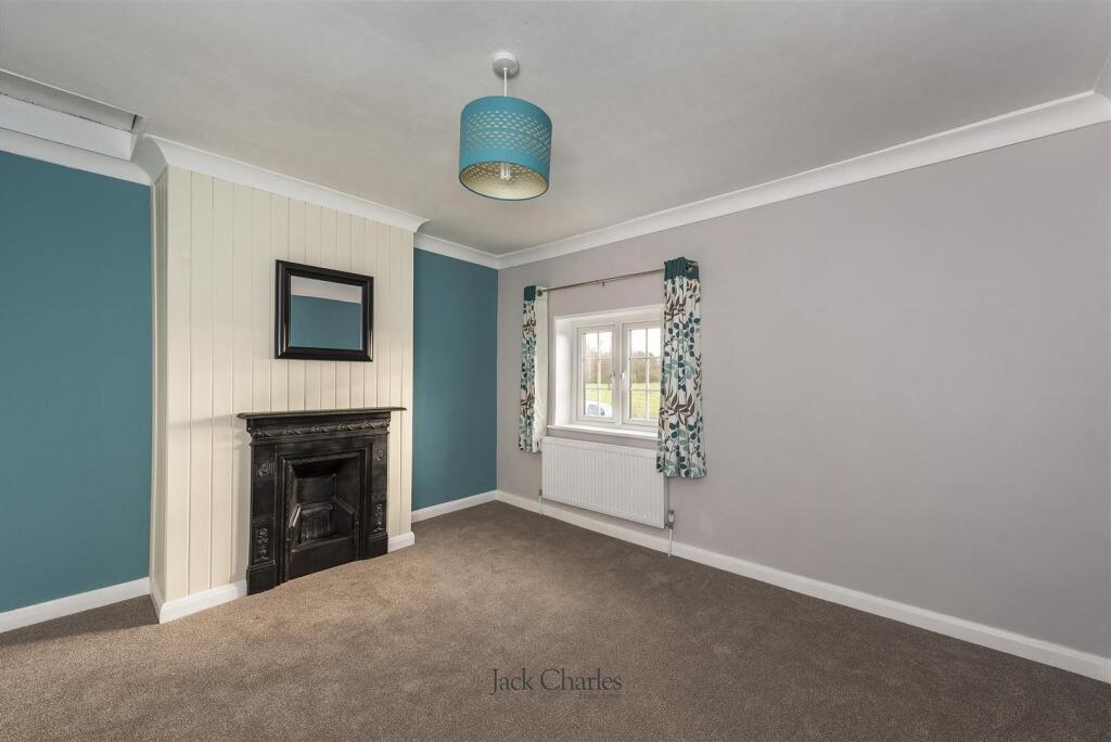 4 Stone Cottages, TN3 8LF 006.jpg