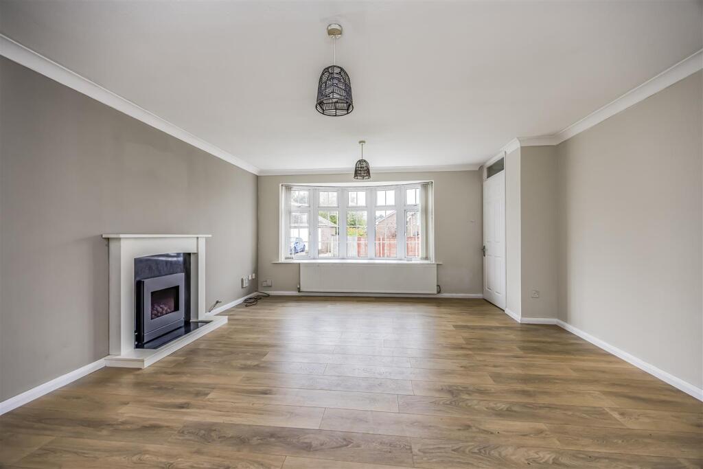 22 Royal Way, Waterlooville-PorticoMarketing-SoldB