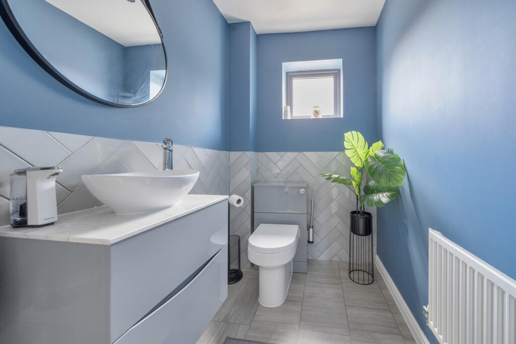 1309702-1-685ac01...