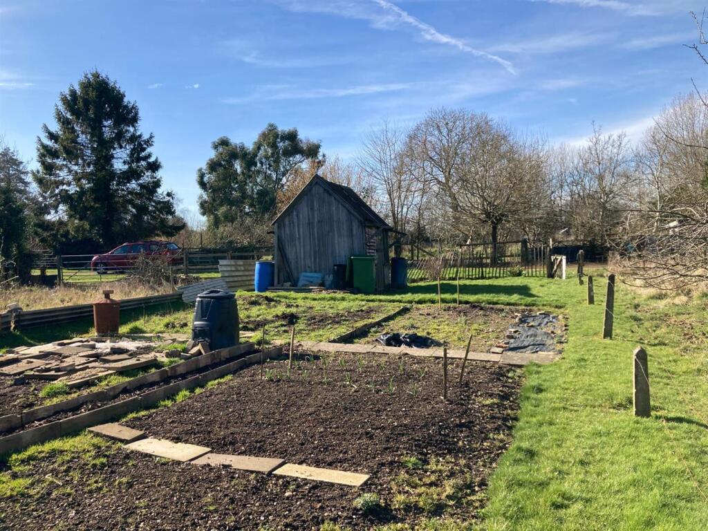 WhatsApp Image 2025-04-14 at 14.30.12 (6).jpeg